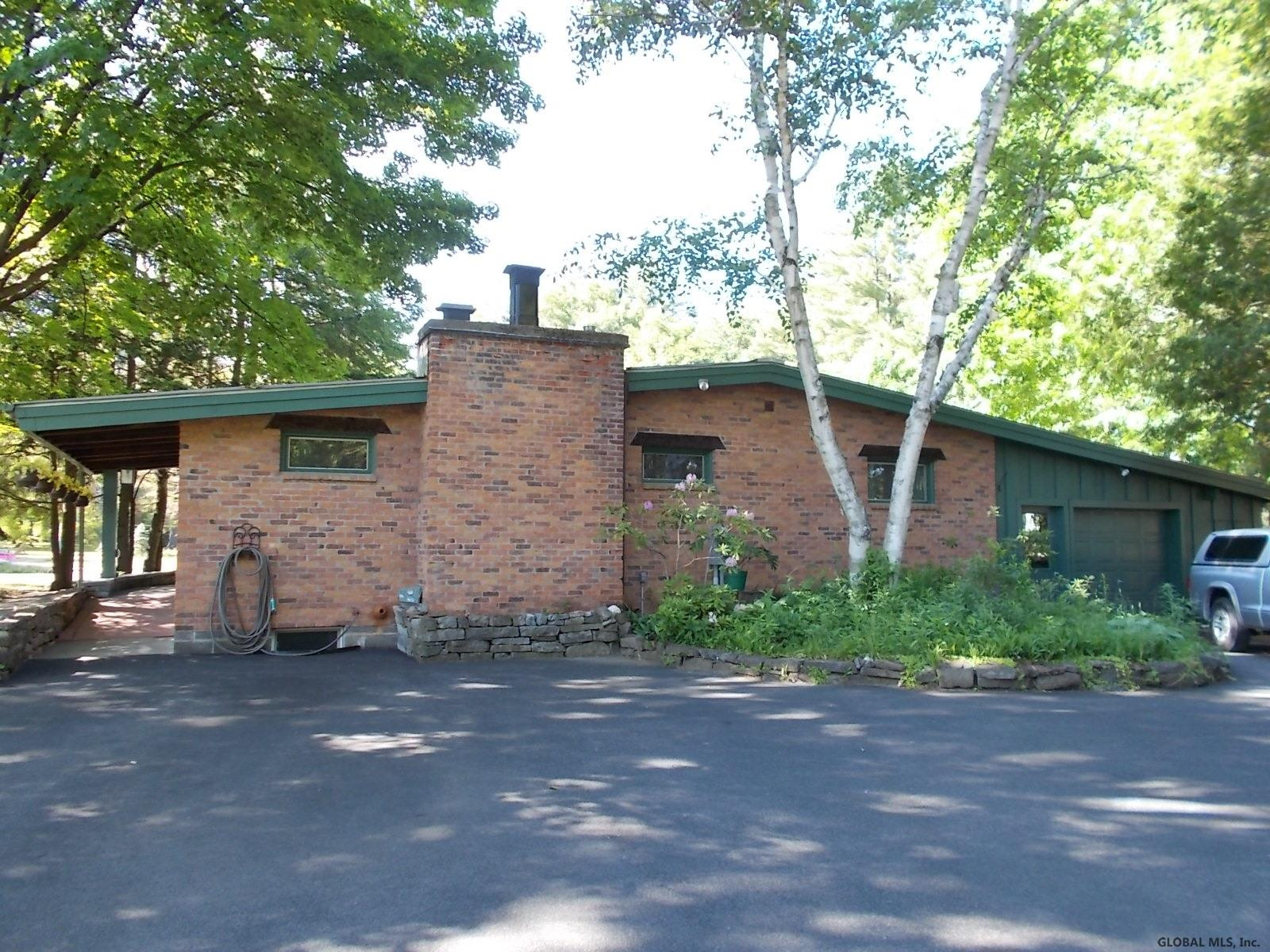 41 Aviation Road Queensbury, NY 12804 - Photo 4 of 28 Photo 4