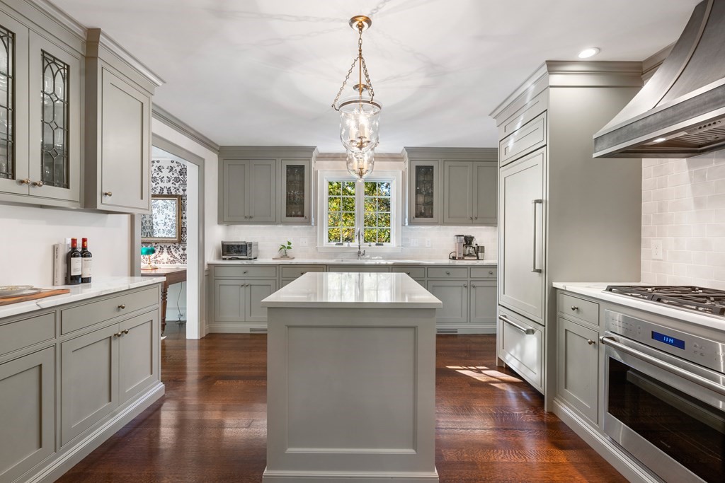 101 Old Orchard Road Chestnut Hill, MA 02467 - Photo 4 of 15 Gallery Image 4