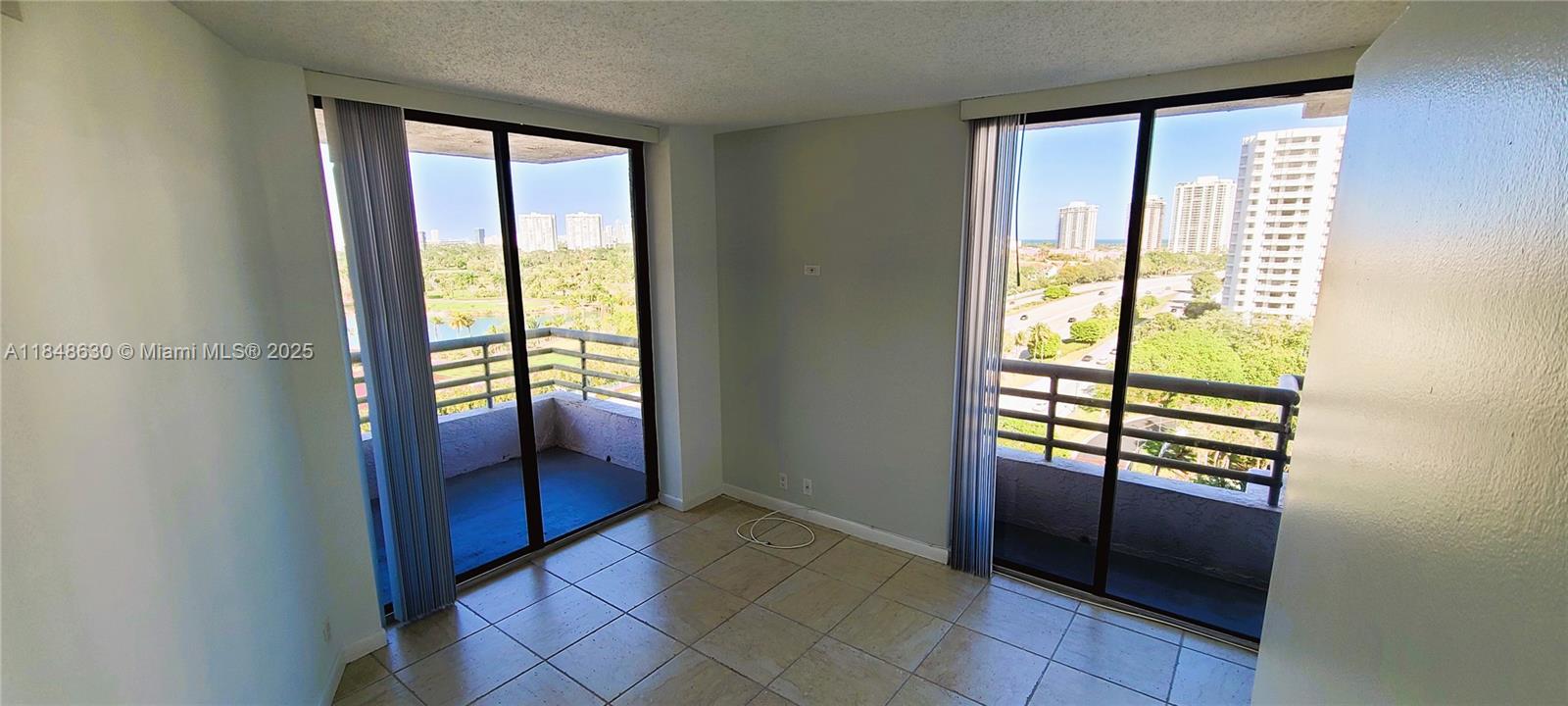 3300 Northeast 191st Street, Unit 1207 Aventura, FL 33180 - Photo 6 of 33