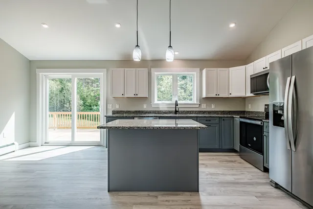 $549,000 | 507 Norway Road, Harrison, ME 04040