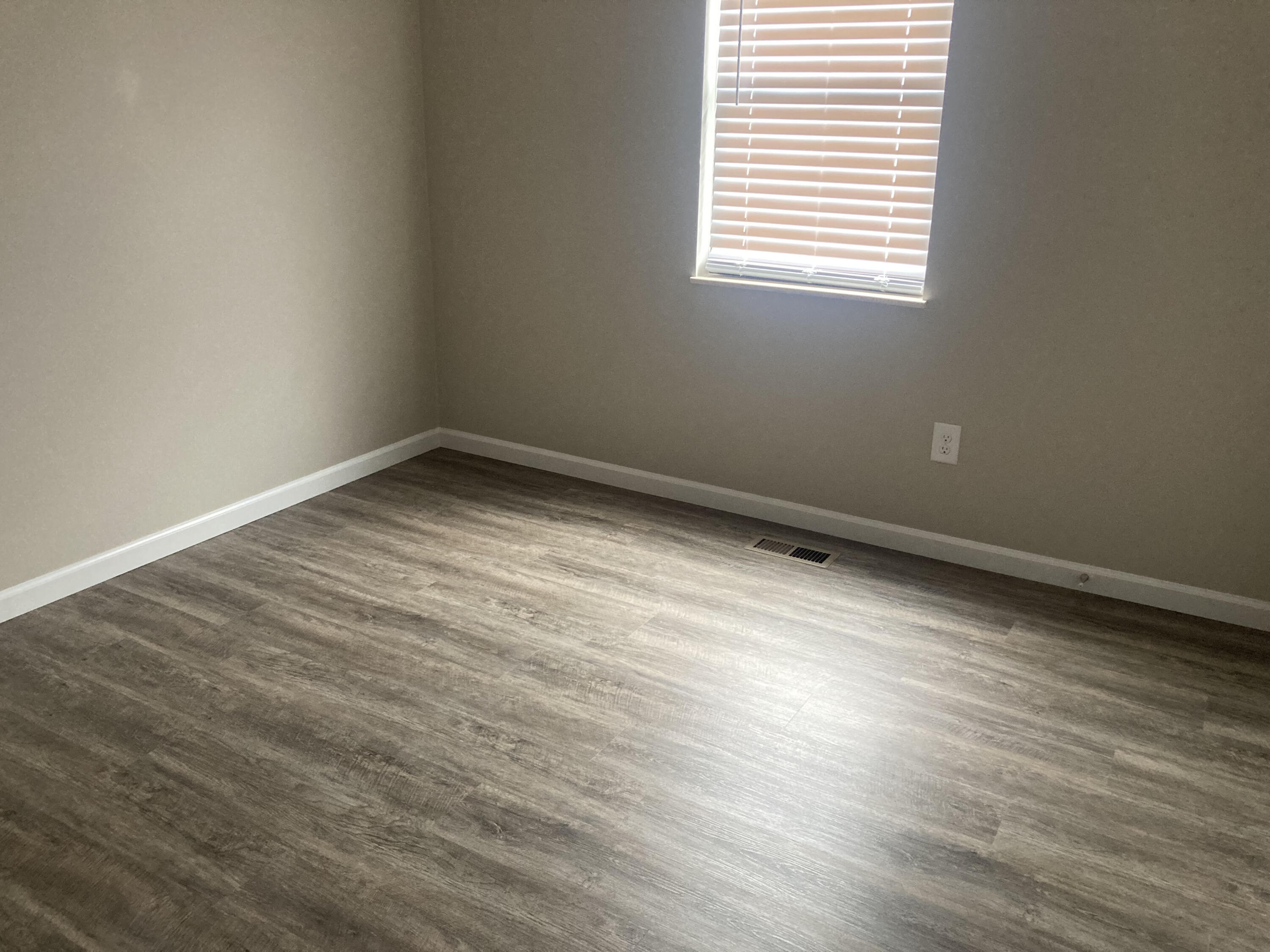 104 Lynn Drive Maynardville, TN 37807 - Photo 9 of 15 Bedroom 2