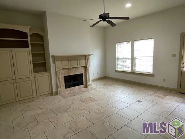 $2,050 | 9370 Boone Avenue, Baton Rouge, LA 70810