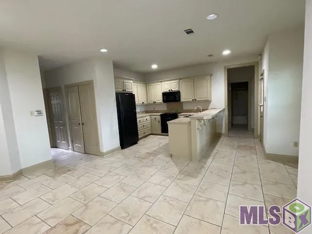 $2,050 | 9370 Boone Avenue, Baton Rouge, LA 70810