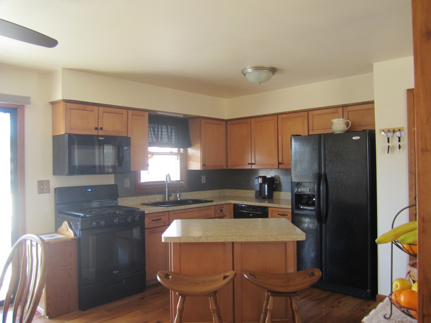 933 Lake Road New Lenox, IL 60451 - Photo 16 of 53