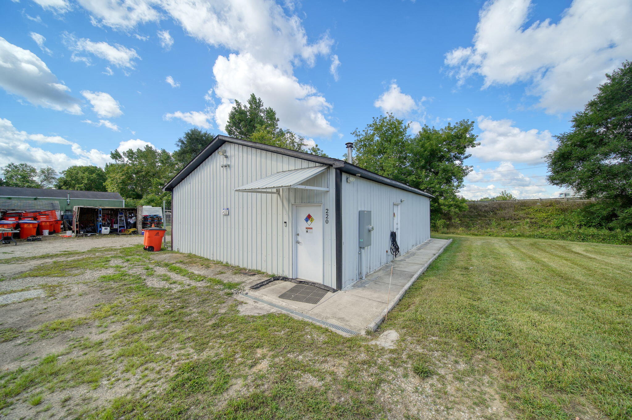 210 Watts Road Jackson, MI 49203 - Photo 23 of 26 23-web-or-mls-DSC09687_HDR