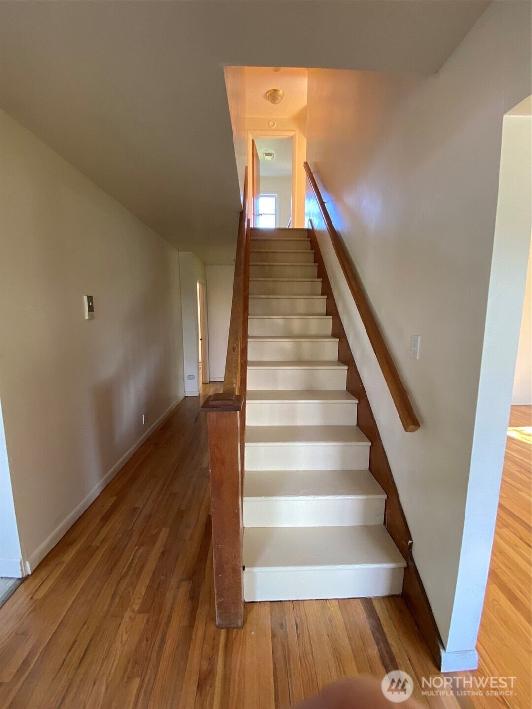2312 38th Avenue Longview, WA 98632 - Photo 4 of 36 a view of entryway and hall with wooden floor