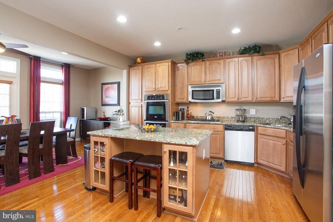 1557 Rutland Way Hanover, MD 21076 - Photo 7 of 37 Huge gourmet kitchen with double wall ovens!