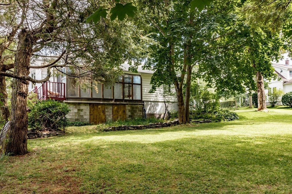 82 Appleton Road Auburn, MA 01501 - Photo 8 of 31 Gallery Image 8