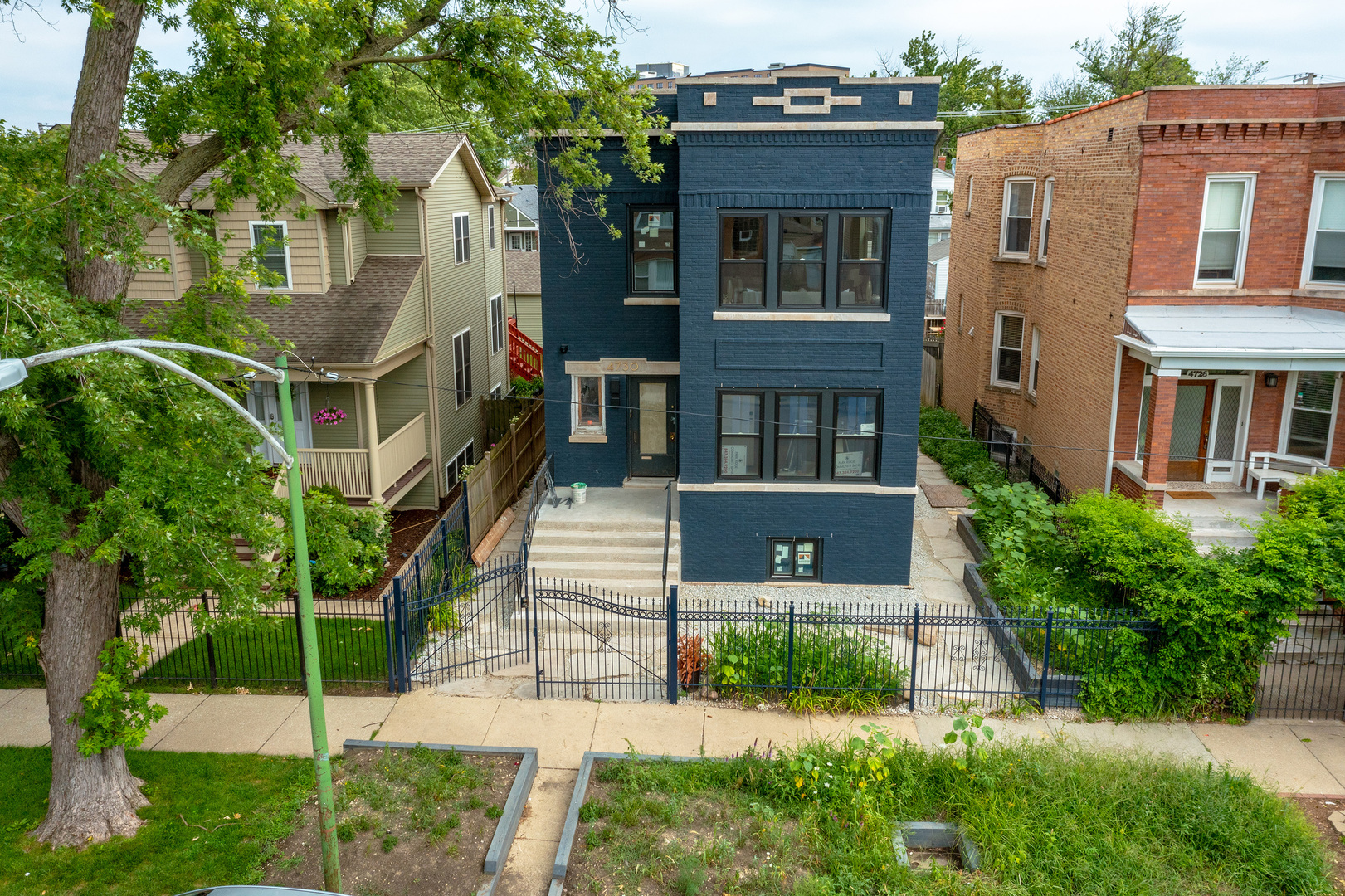 4730 West Grace Street, Unit 3 Chicago, IL 60641 - Photo 1 of 26