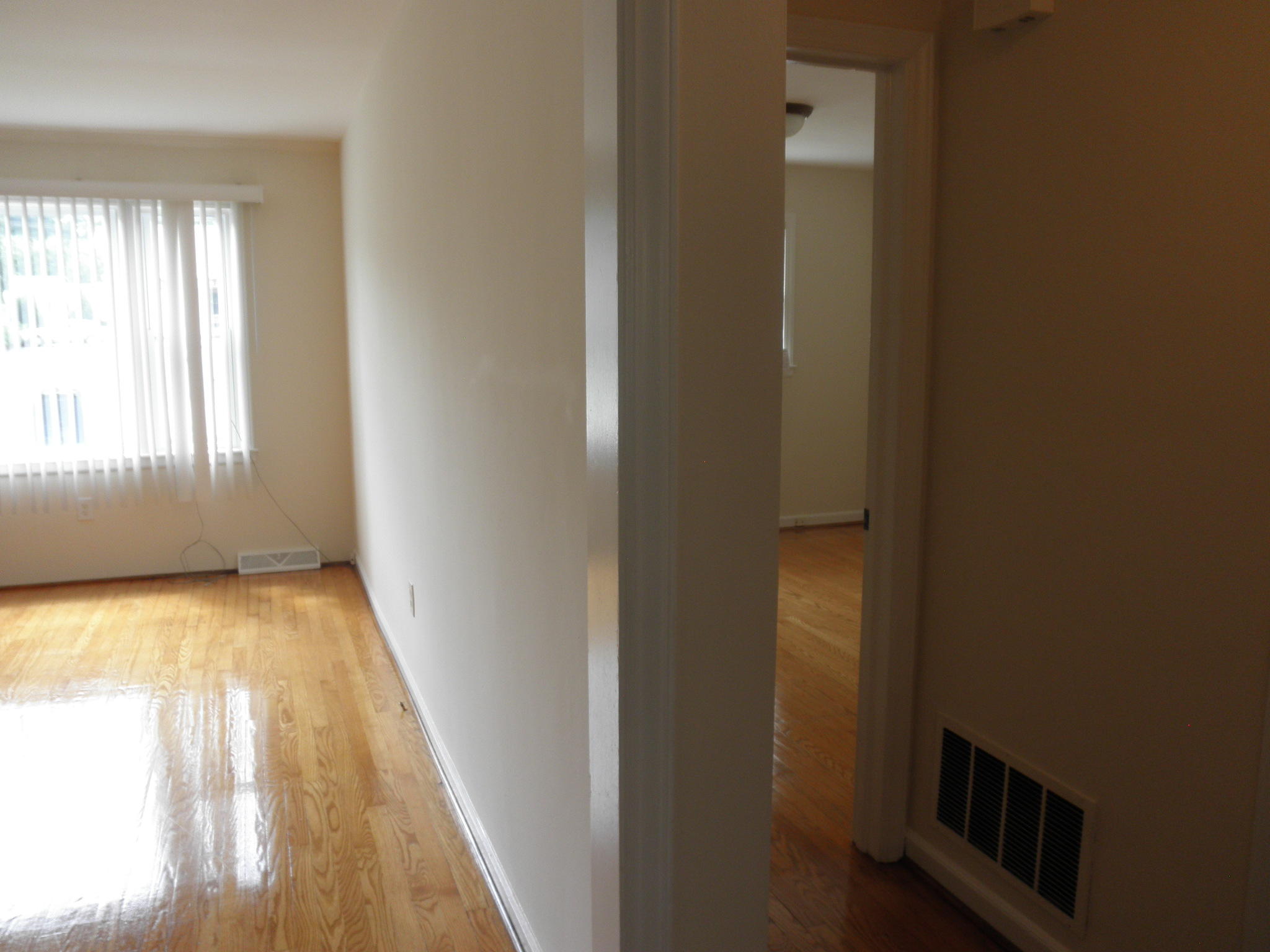 4823 Florist Road, Unit 4825 Roanoke, VA 24012 - Photo 8 of 18 P8300778