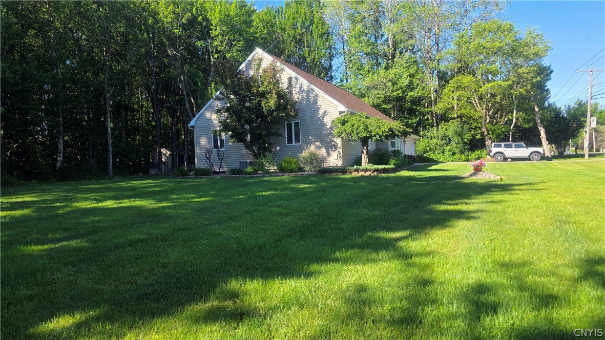 6569 Fox Road Marcy, NY 13403 - Photo 4 of 26