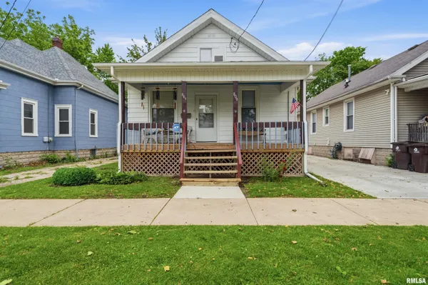 $149,900 | 809 East Republic Street, Peoria, IL 61603