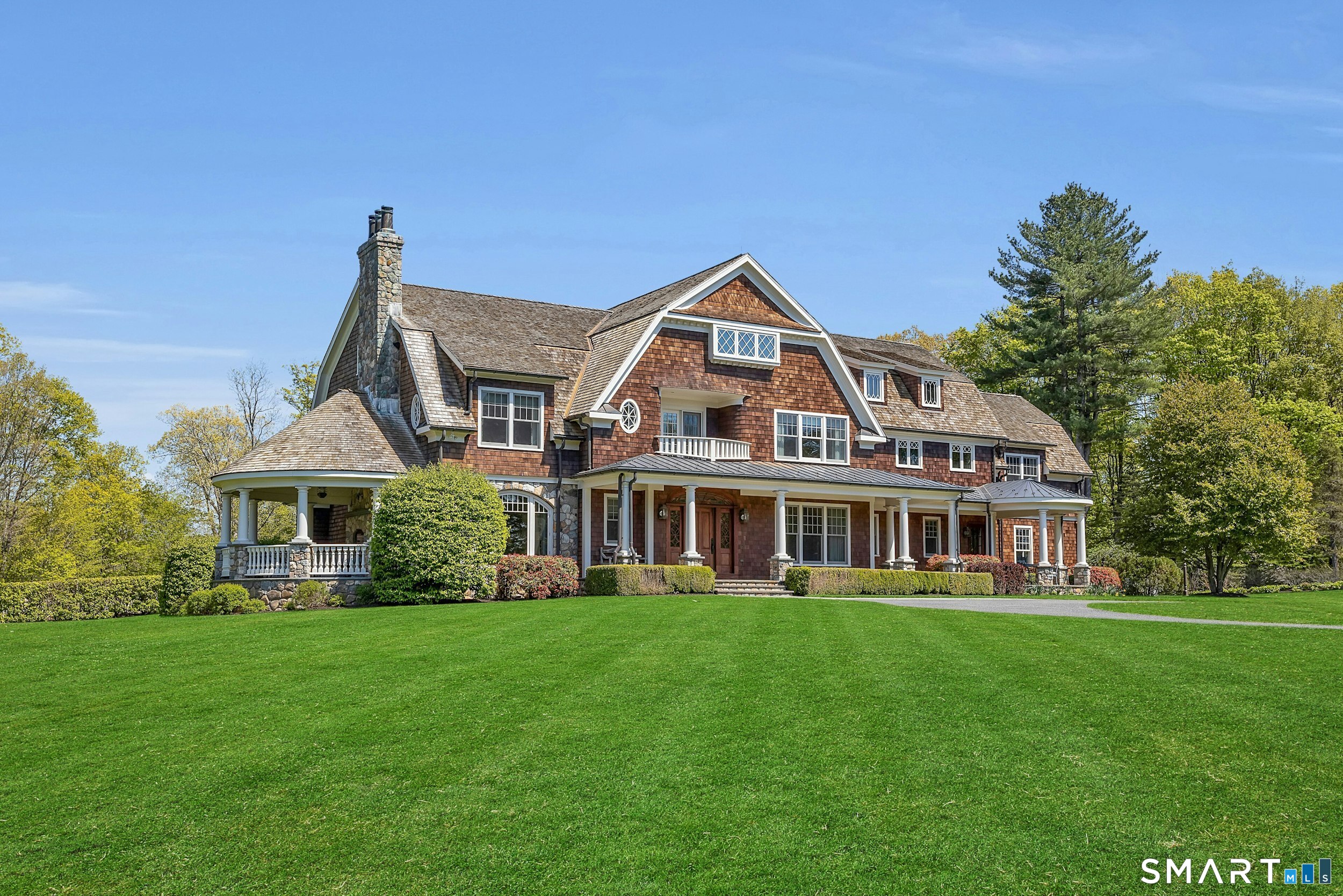 206 Umpawaug Road Redding, CT 06896 - Photo 2 of 40 Masterfully Crafted 2009 HOBI Award-Winning Compound on 7 Magnificent Acres