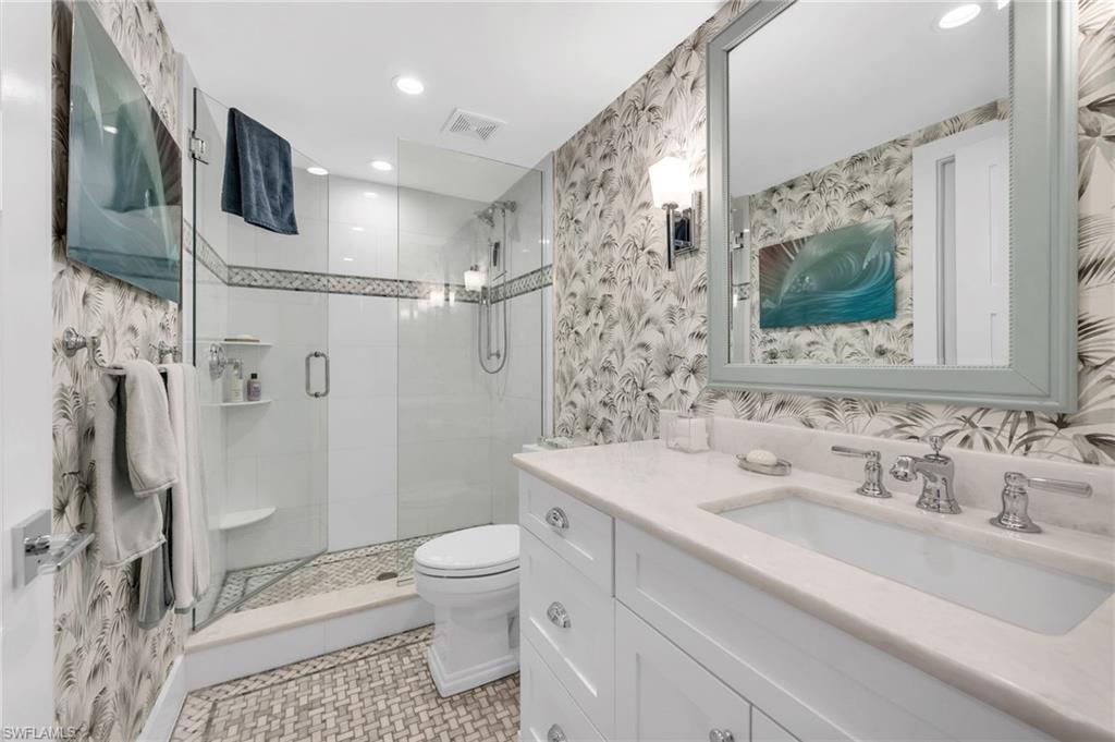 4045 Crayton Road Naples, FL 34103 - Photo 17 of 20 Main Floor Guest Bath