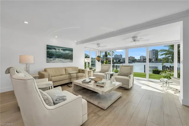 $2,599,000 | 4045 Crayton Road, Naples, FL 34103