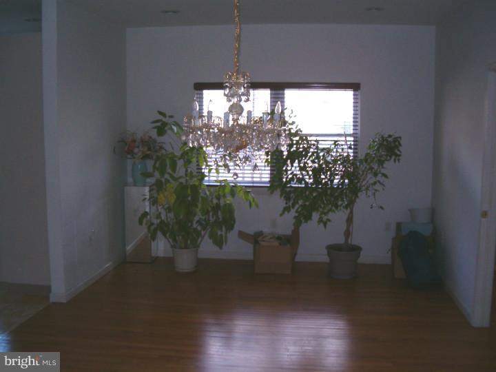 22 Diverty Road Pennington, NJ 08534 - Photo 5 of 11