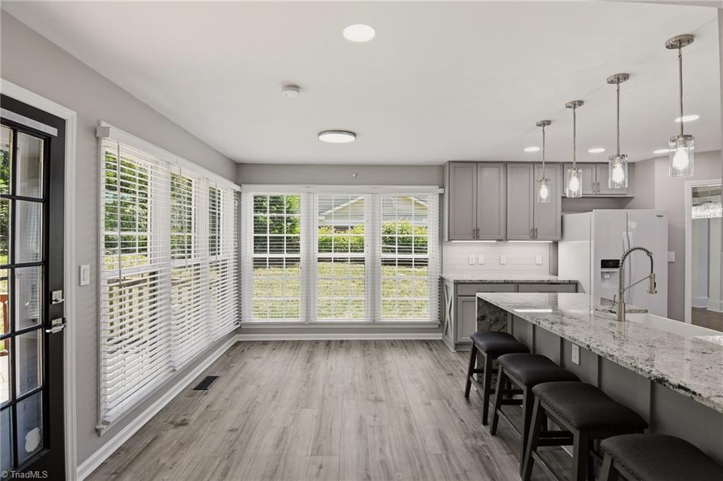 1406 Spring Tree Court High Point, NC 27265 - Photo 11 of 35