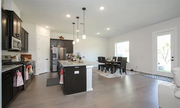 $3,450 | 2103 Pueblito Drive, Houston, TX 77077