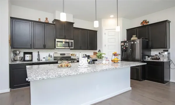 $3,450 | 2103 Pueblito Drive, Houston, TX 77077