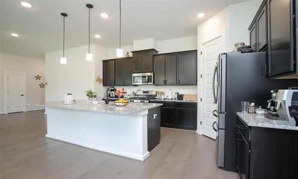 $3,450 | 2103 Pueblito Drive, Houston, TX 77077