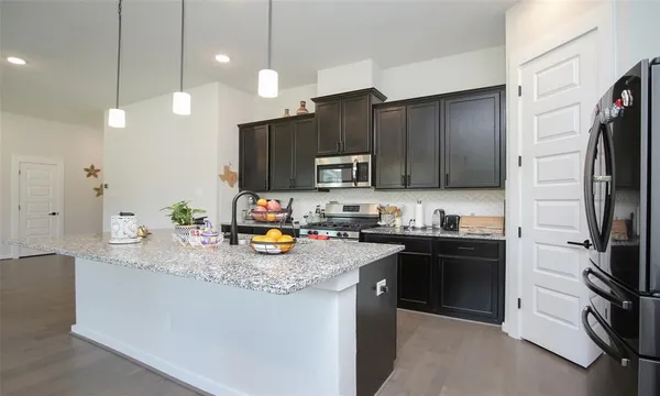 $3,450 | 2103 Pueblito Drive, Houston, TX 77077