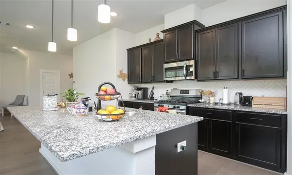 $3,450 | 2103 Pueblito Drive, Houston, TX 77077