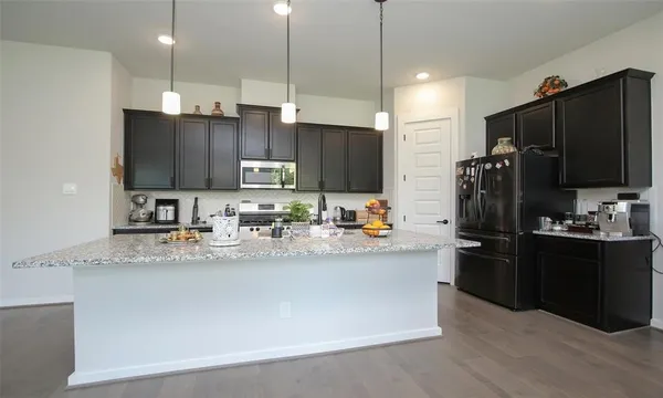 $3,450 | 2103 Pueblito Drive, Houston, TX 77077
