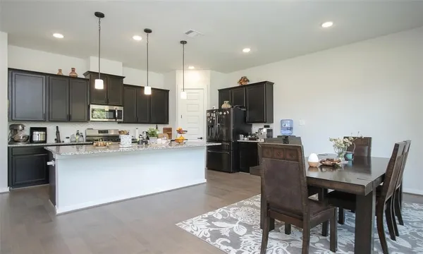 $3,450 | 2103 Pueblito Drive, Houston, TX 77077