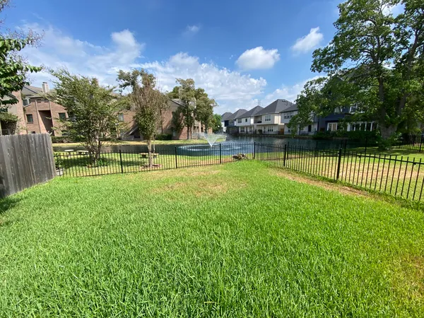 $3,450 | 2103 Pueblito Drive, Houston, TX 77077