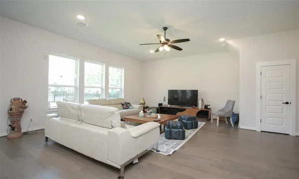 $3,450 | 2103 Pueblito Drive, Houston, TX 77077