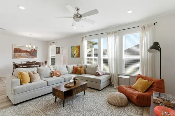 $2,100 | 13405 Dolley Madison Street, Manor, TX 78653
