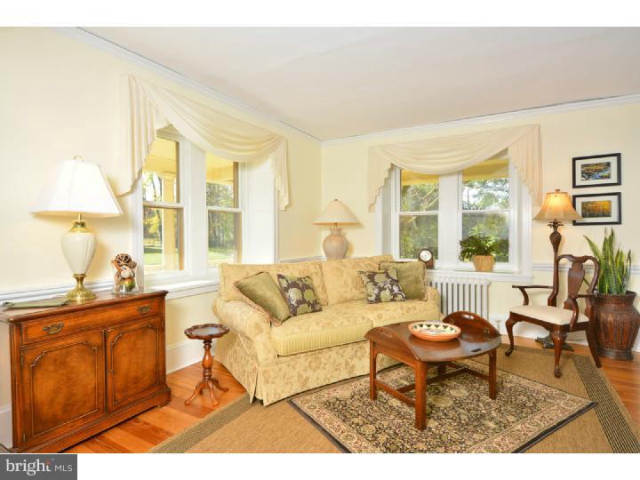1622 Jarrettown Road Ambler, PA 19002 - Photo 4 of 25