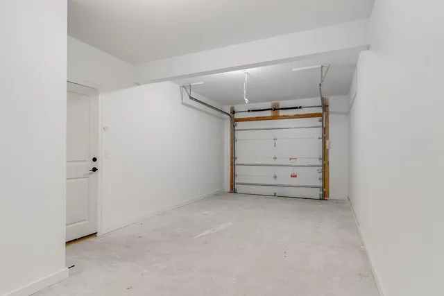 $729,900 | 1841 Woodward Circle, Raymore, MO 64083