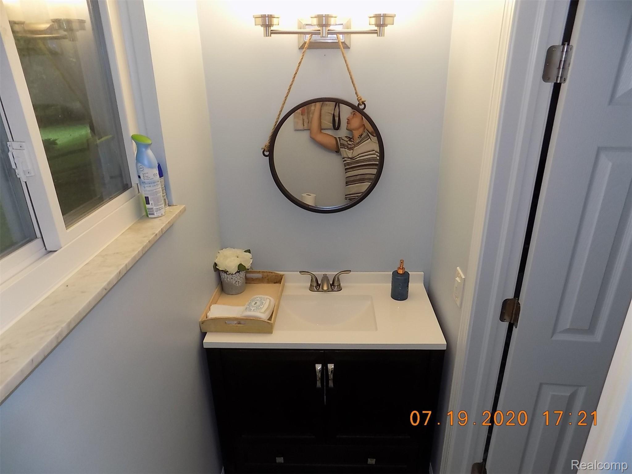 752 Old Perch Road Rochester, MI 48309 - Photo 20 of 32 DSCN0836.JPG