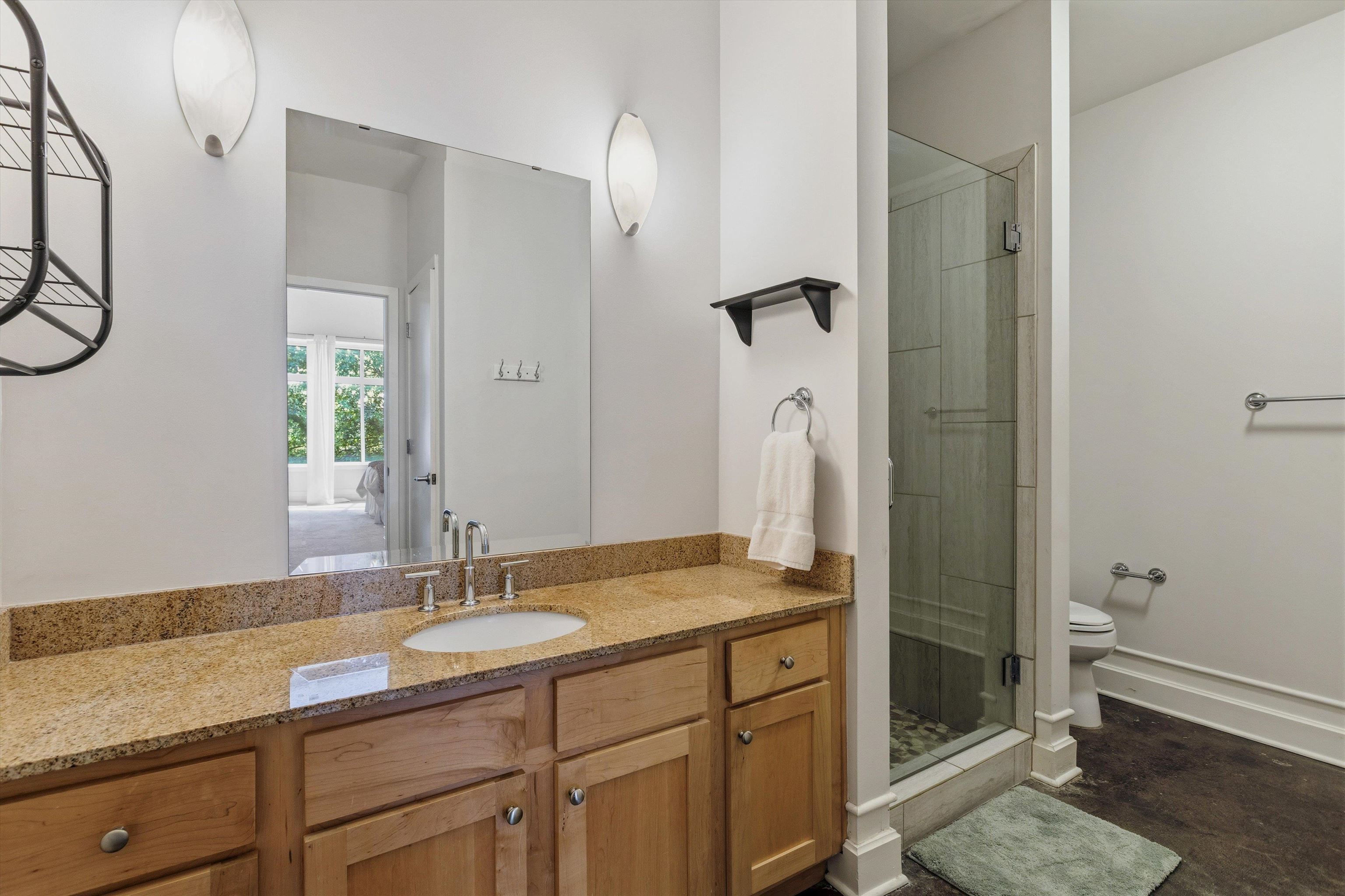 648 Riverside Drive, Unit 204 Memphis, TN 38103 - Photo 15 of 33