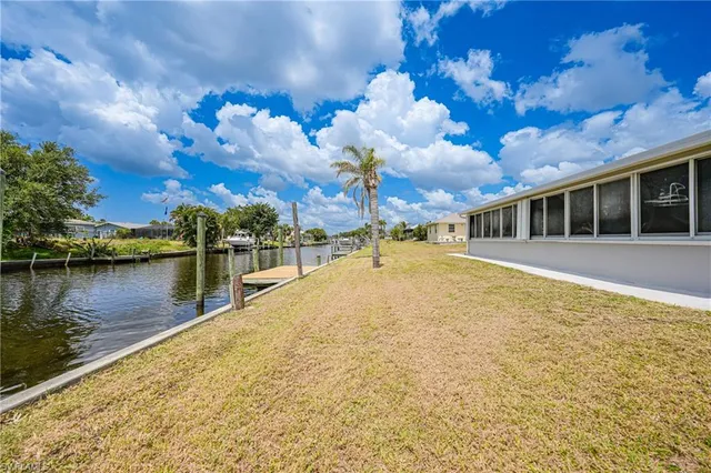 $2,100 | 27385 Voyageur Drive, Punta Gorda, FL 33983