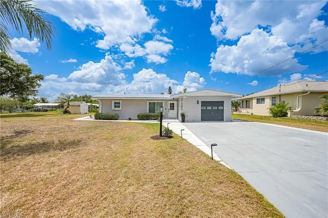 $2,100 | 27385 Voyageur Drive, Punta Gorda, FL 33983