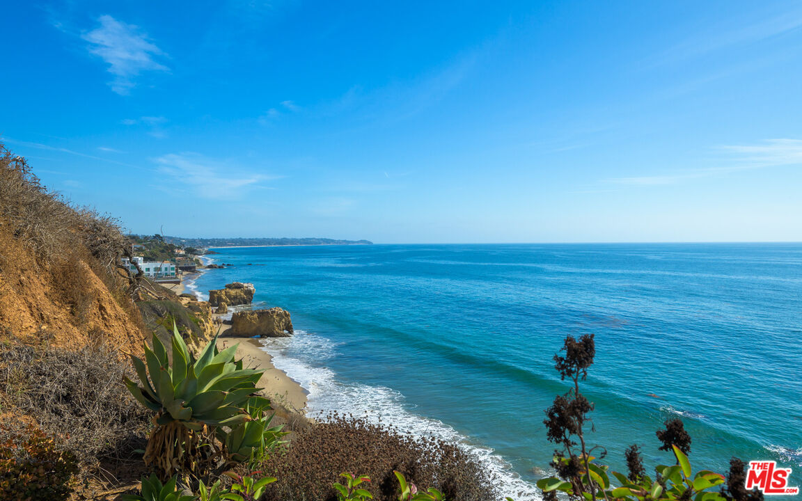 32232 Pacific Coast Highway Malibu, CA 90265 - Photo 14 of 26