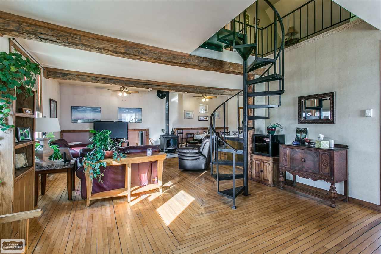 12990 Hough Road Memphis, MI 48041 - Photo 6 of 17 31341066-5.JPG