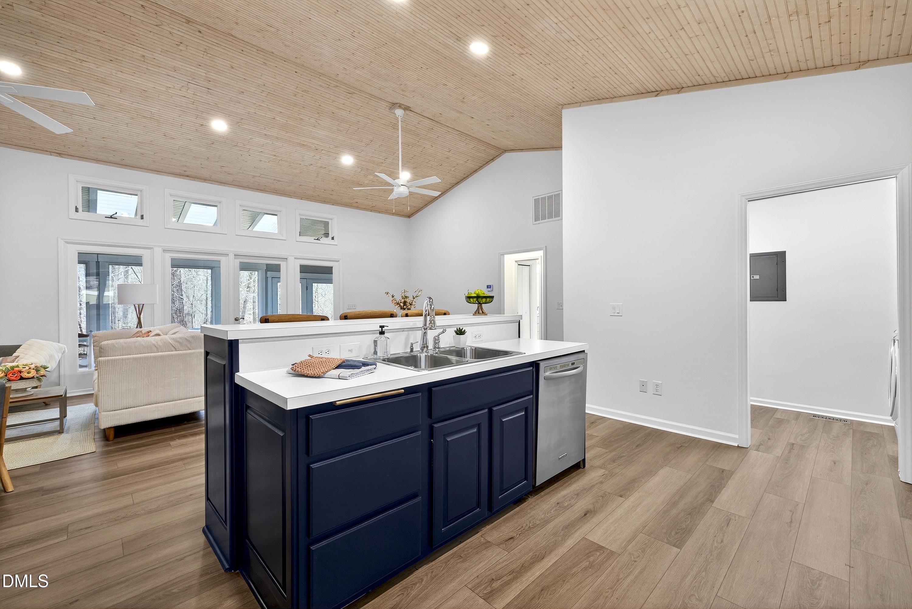 3304 Abney Place Raleigh, NC 27607 - Photo 20 of 55 Kitchen