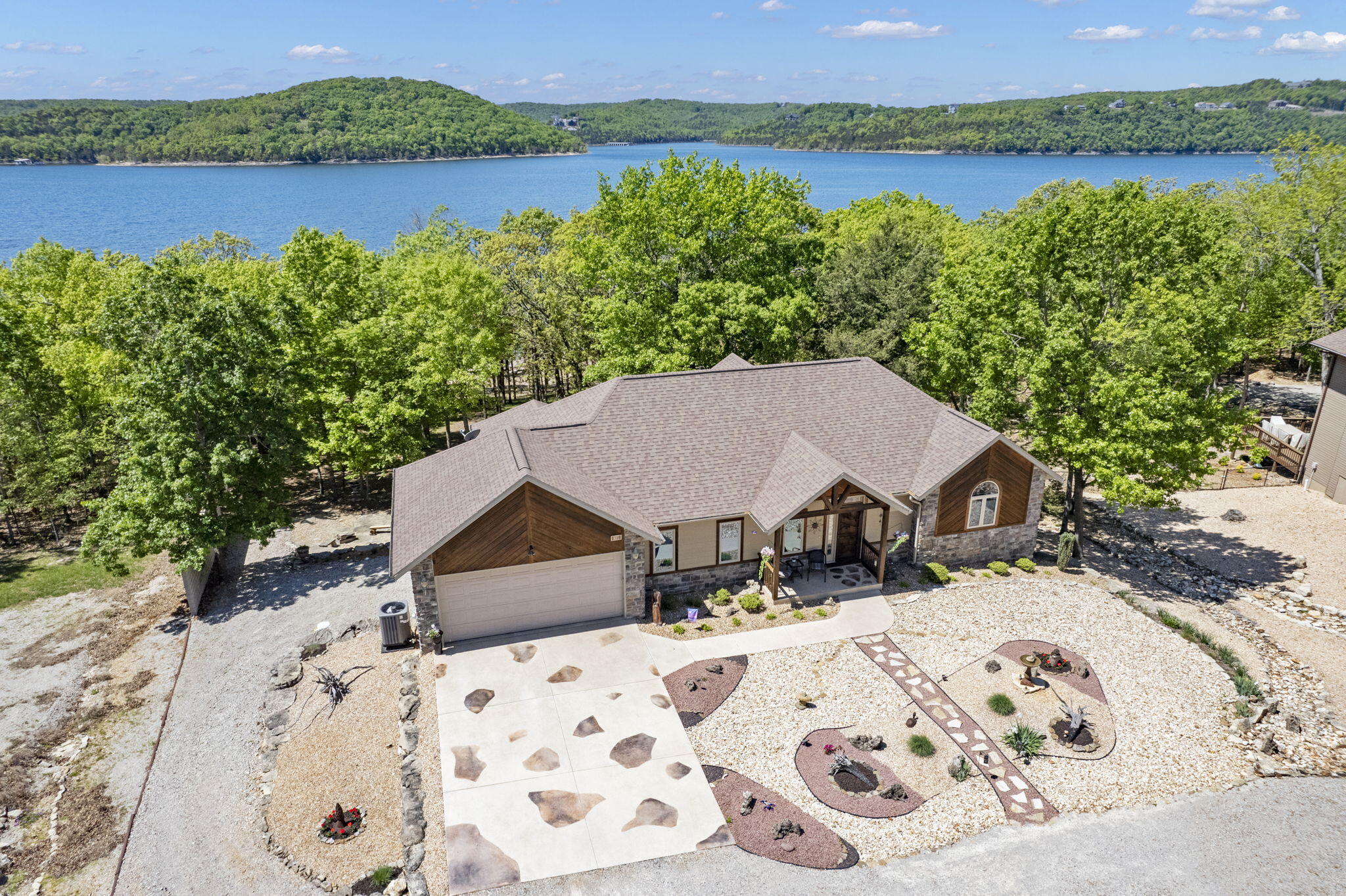 38 Bethany Shores Drive Reeds Spring, MO 65737 - Photo 1 of 1 Now This is What It's All About!