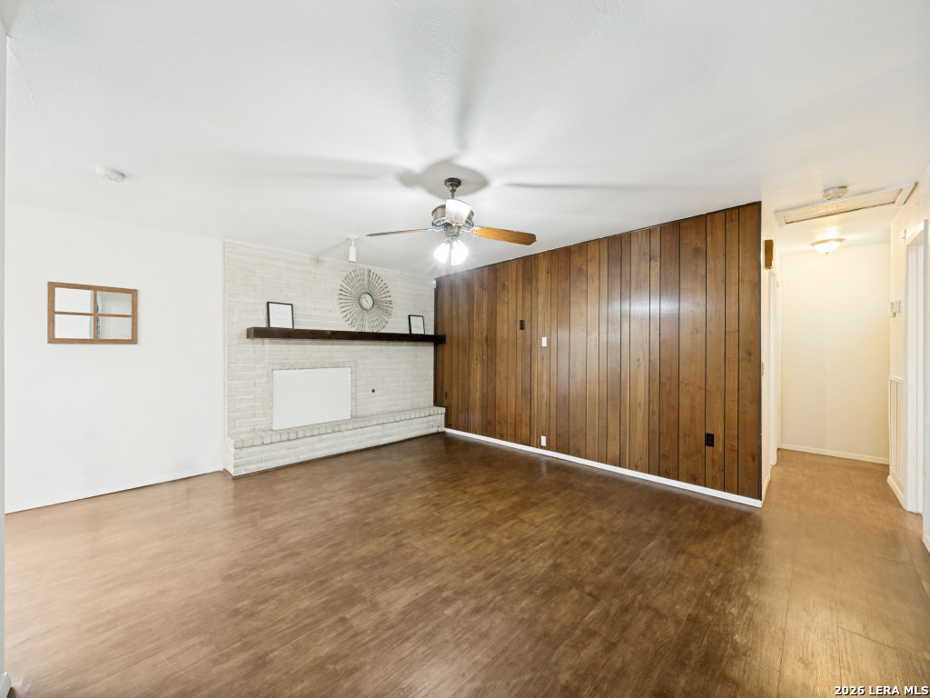 13206 Monte Rio Street San Antonio, TX 78233 - Photo 4 of 26