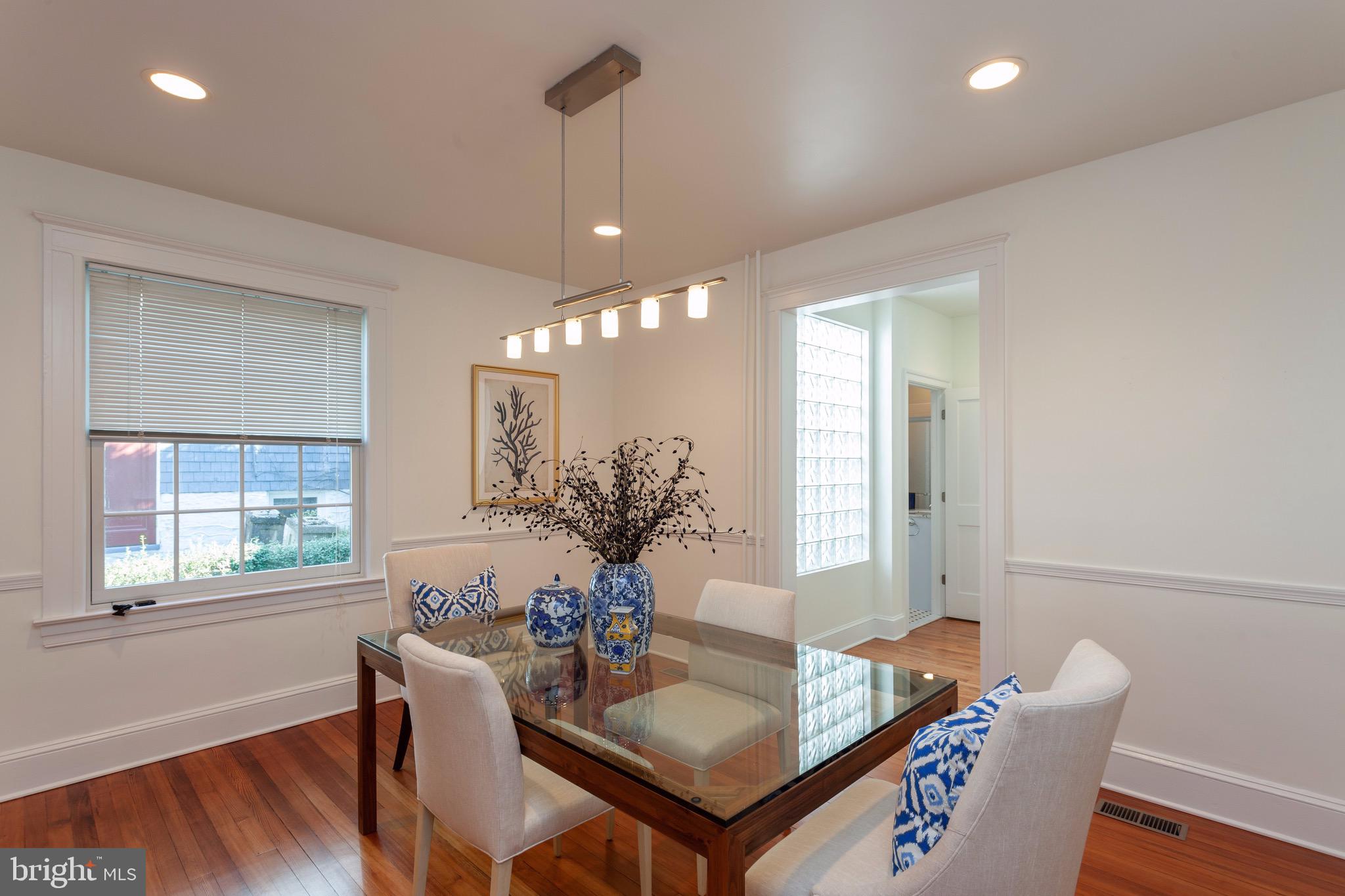 5706 Oakshire Road Baltimore, MD 21209 - Photo 15 of 36 Dining Room