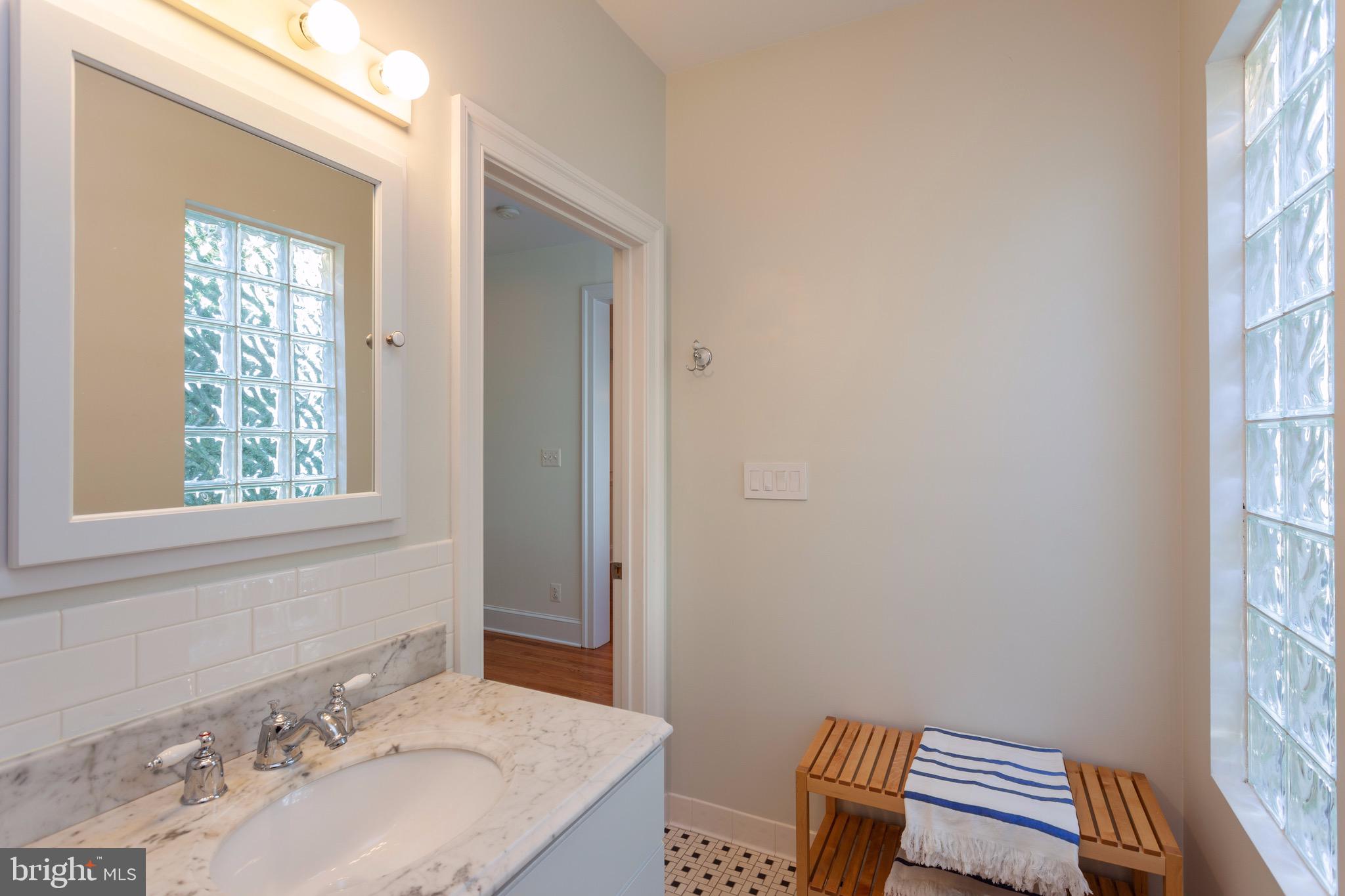 5706 Oakshire Road Baltimore, MD 21209 - Photo 20 of 36 First Floor Bathroom