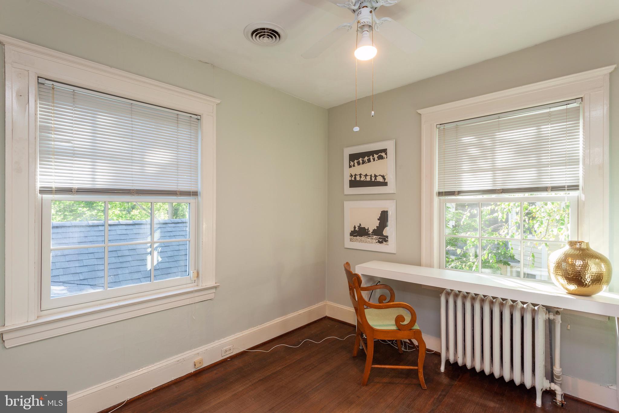 5706 Oakshire Road Baltimore, MD 21209 - Photo 23 of 36 Bedroom 4