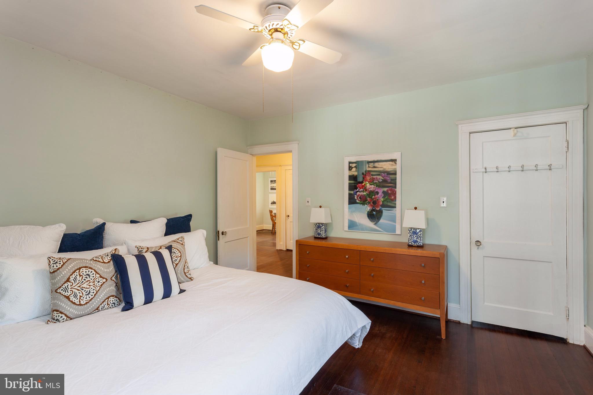 5706 Oakshire Road Baltimore, MD 21209 - Photo 27 of 36 Master Bedroom