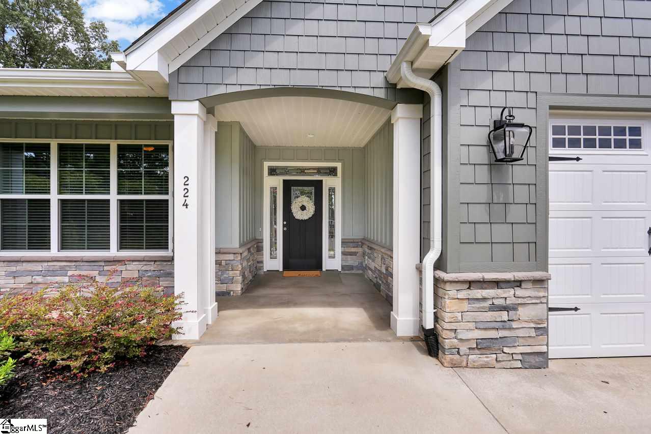 224 Round Stone Way Greenville, SC 29607 - Photo 3 of 36 Gallery Image 3