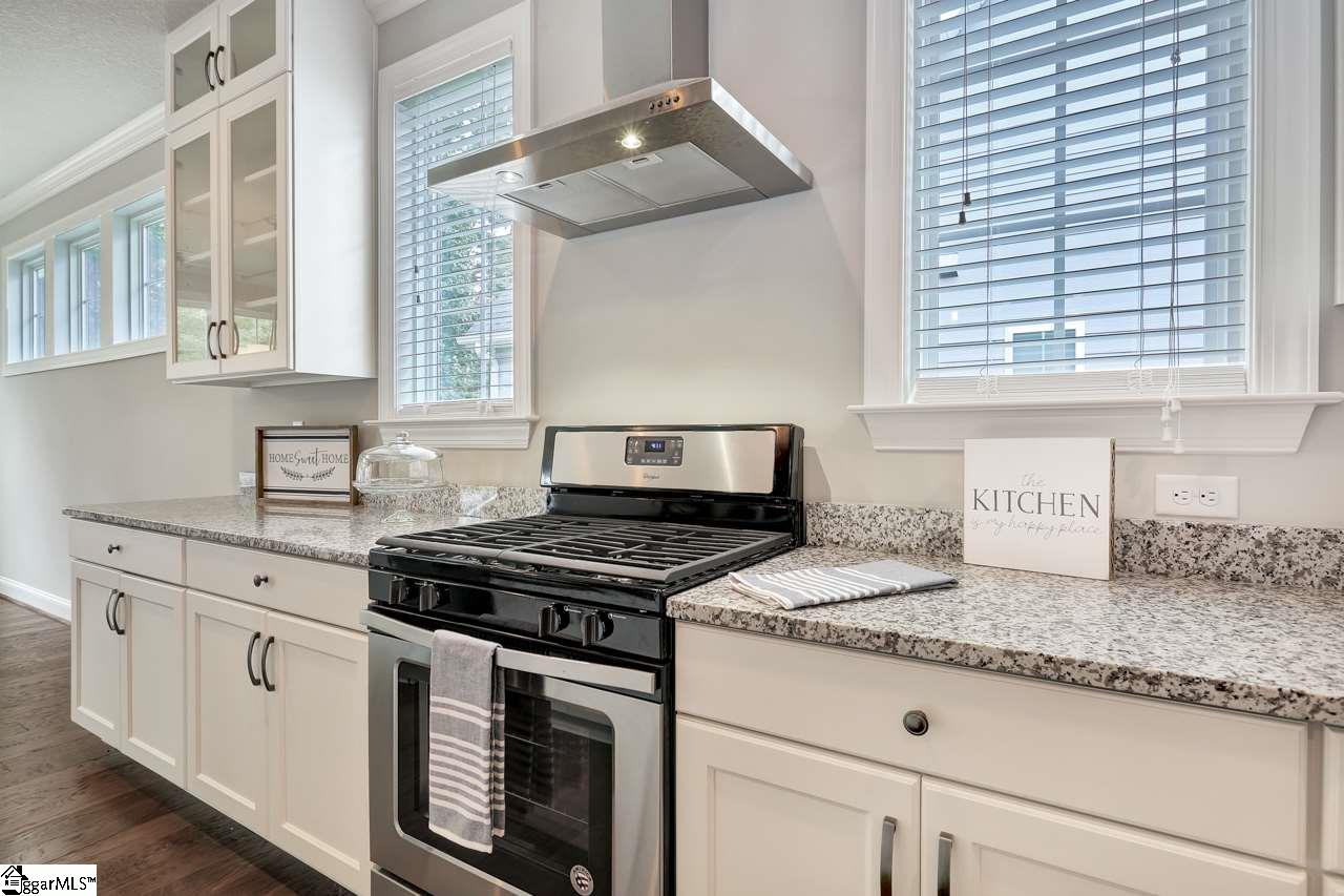224 Round Stone Way Greenville, SC 29607 - Photo 8 of 36 Gallery Image 8