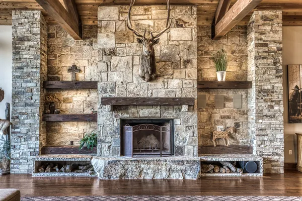 $3,400,000 | 6892 Palm Road, Sealy, TX 77474