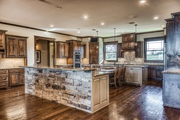 $3,400,000 | 6892 Palm Road, Sealy, TX 77474